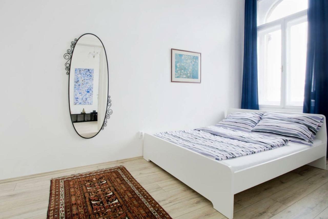 Apartment Andrassy บูดาเปสต์ ภายนอก รูปภาพ